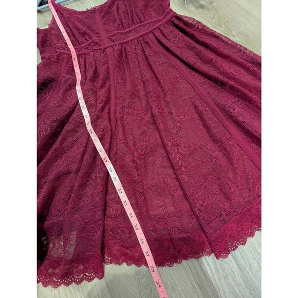 Szā2 Torrid Lace Dress! - Picture 6 of 9